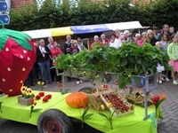 Optocht door het dorp
